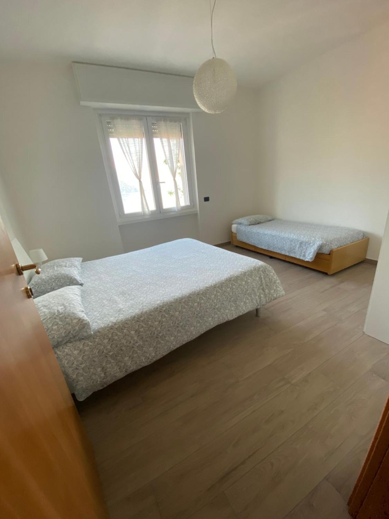 Appartamento Sosta Sul Lago Lezzeno Exterior foto